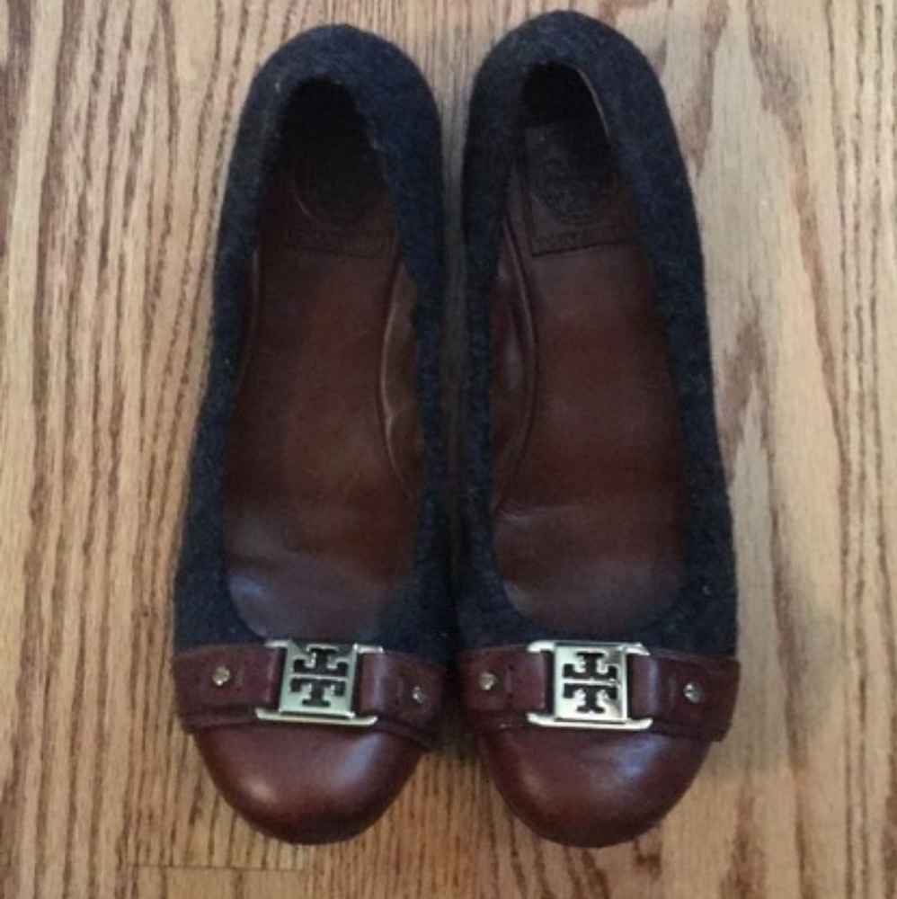 🎉SALE🎉Brown Leather and Gray Wool Flats